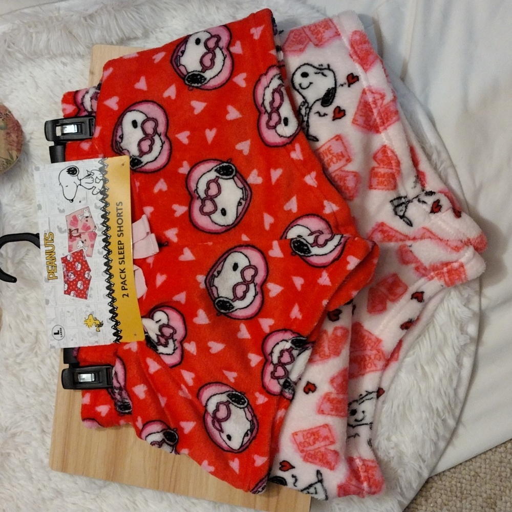 Peanuts Super Soft Red & White Plush Sleep Shorts Set of 2 Women's Size LG/XL 🆕